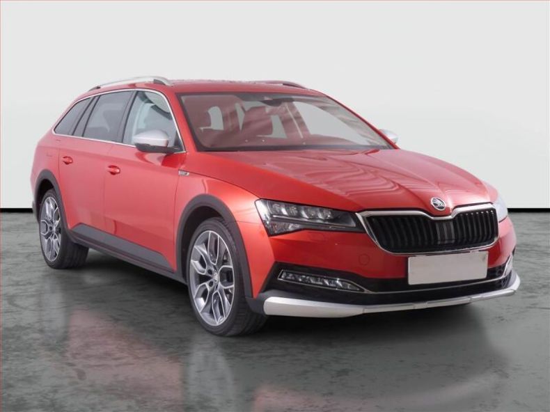 Škoda Superb - hlavní foto