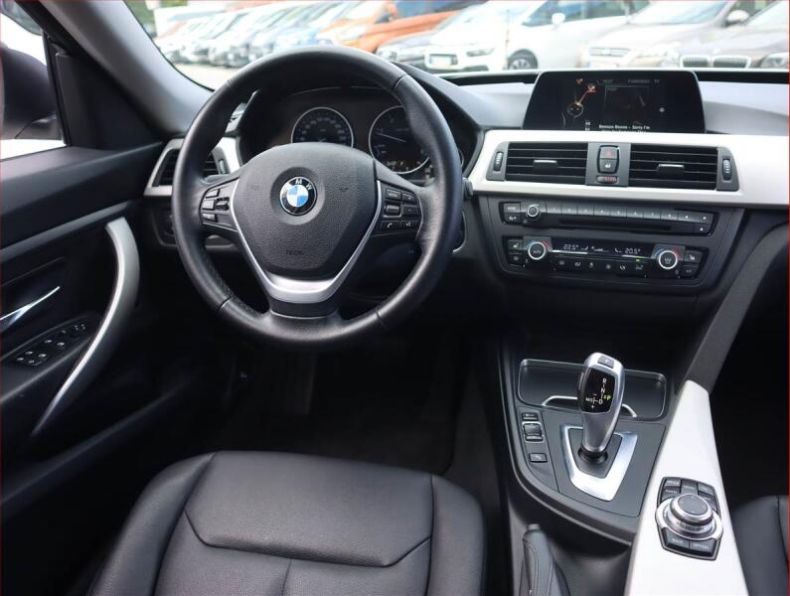 BMW Řada 3 - hlavní fotka