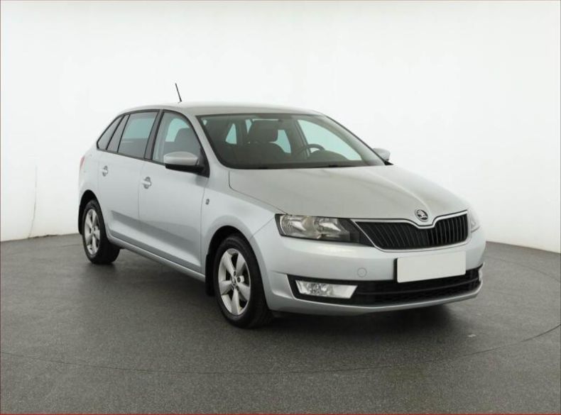 Škoda Rapid - hlavní foto