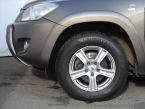 Toyota RAV 4 - fotka číslo 14