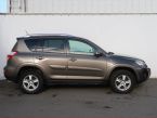 Toyota RAV 4 - fotka číslo 5