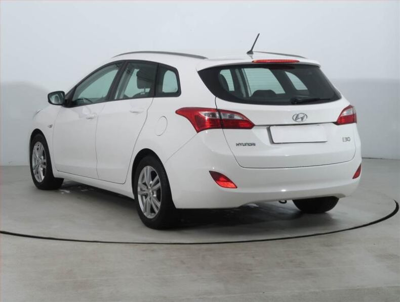 Hyundai i30 - hlavní fotka