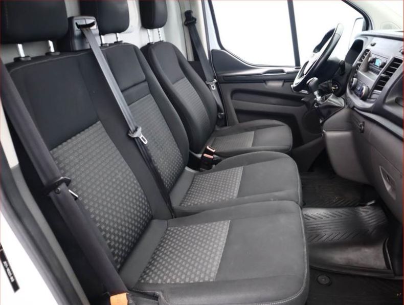 Ford Transit - hlavní fotka