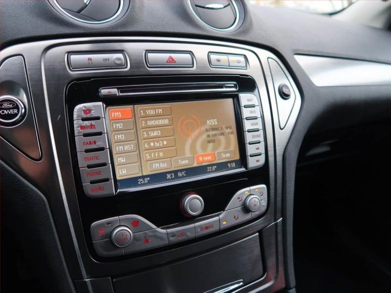 Ford Mondeo - hlavní fotka