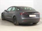 Tesla Model 3 - fotka číslo 3