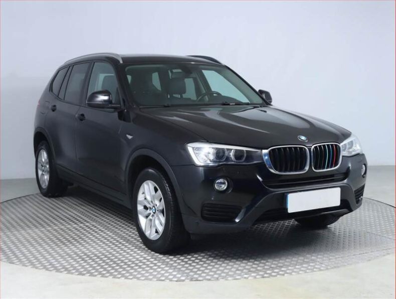 BMW X3 - hlavní foto
