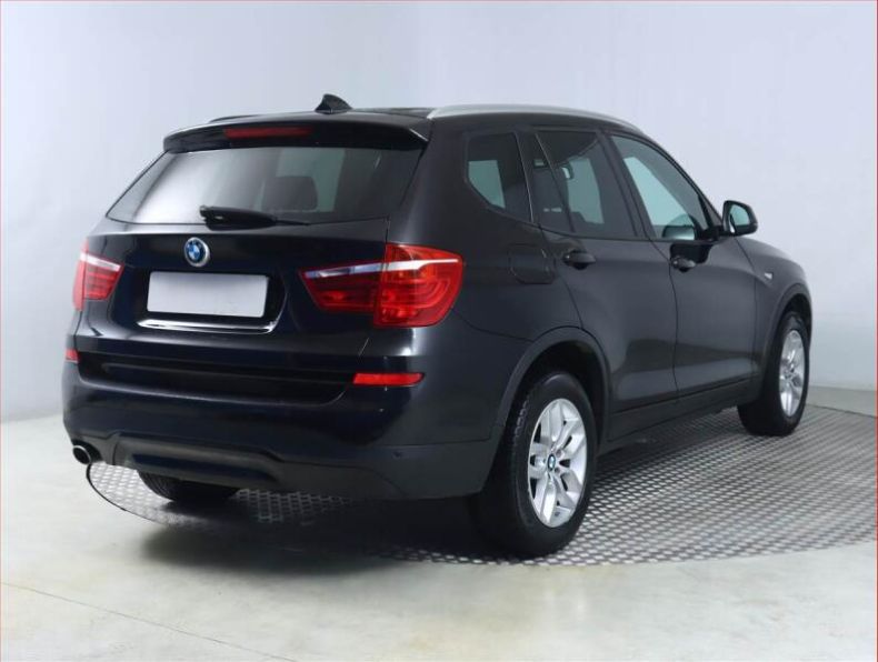 BMW X3 - hlavní fotka