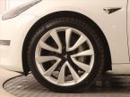 Tesla Model 3 - fotka číslo 13