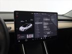 Tesla Model 3 - fotka číslo 20