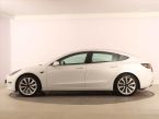 Tesla Model 3 - fotka číslo 2