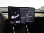 Tesla Model 3 - fotka číslo 23