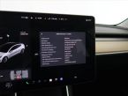 Tesla Model 3 - fotka číslo 25