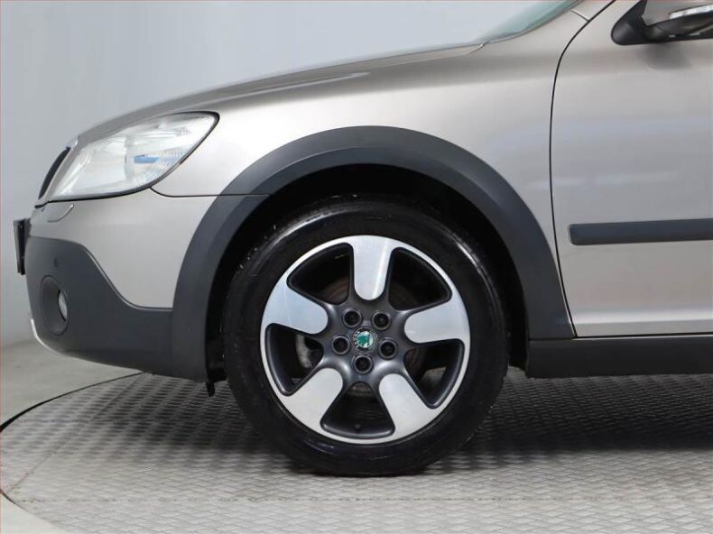 Škoda Octavia - hlavní fotka