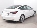 Tesla Model 3 - fotka číslo 4