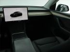 Tesla Model Y - fotka číslo 7