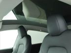 Tesla Model Y - fotka číslo 17