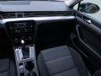 Volkswagen Passat - fotka číslo 7