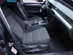 Volkswagen Passat - fotka číslo 8