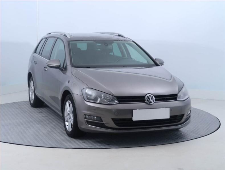 Volkswagen Golf - hlavní fotka inzerátu