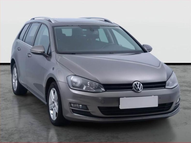 Volkswagen Golf - hlavní foto