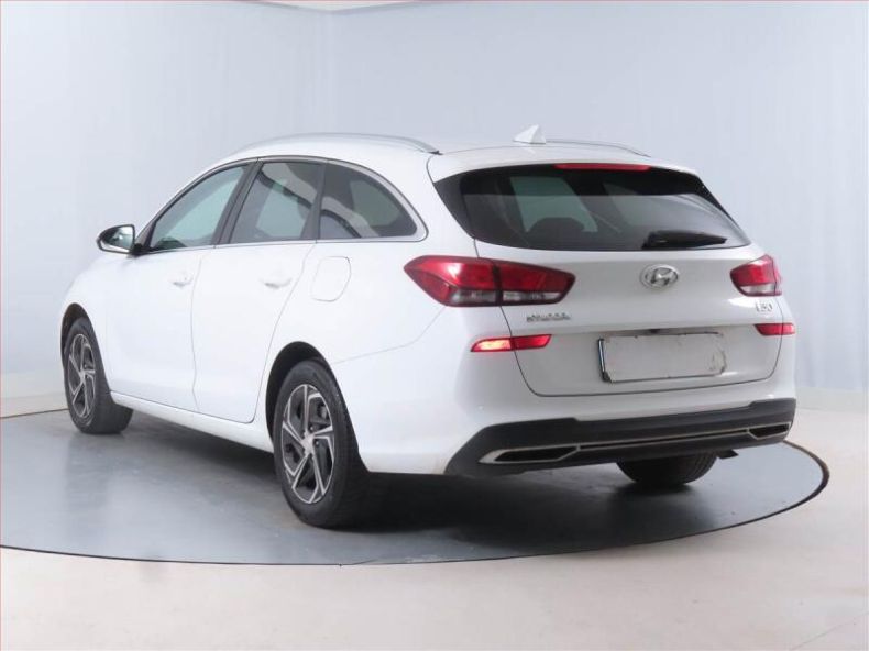 Hyundai i30 - hlavní fotka