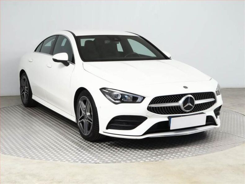 Mercedes Třída CLA - hlavní foto