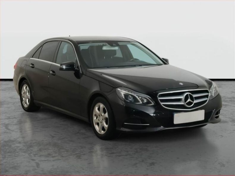 Mercedes Třída E - hlavní foto