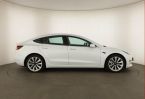 Tesla Model 3 - fotka číslo 5