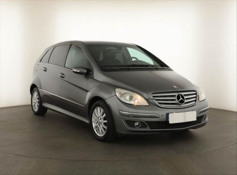 Mercedes Třída B - hlavní foto