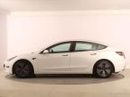 Tesla Model 3 - fotka číslo 2