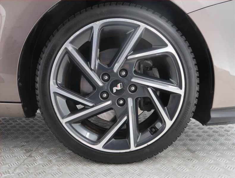Hyundai i30 - hlavní fotka