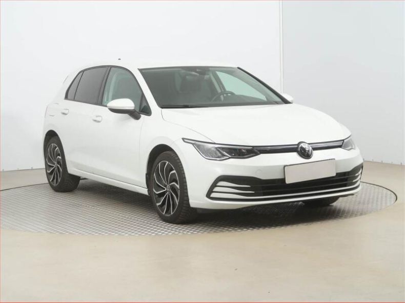 Volkswagen Golf - hlavní foto