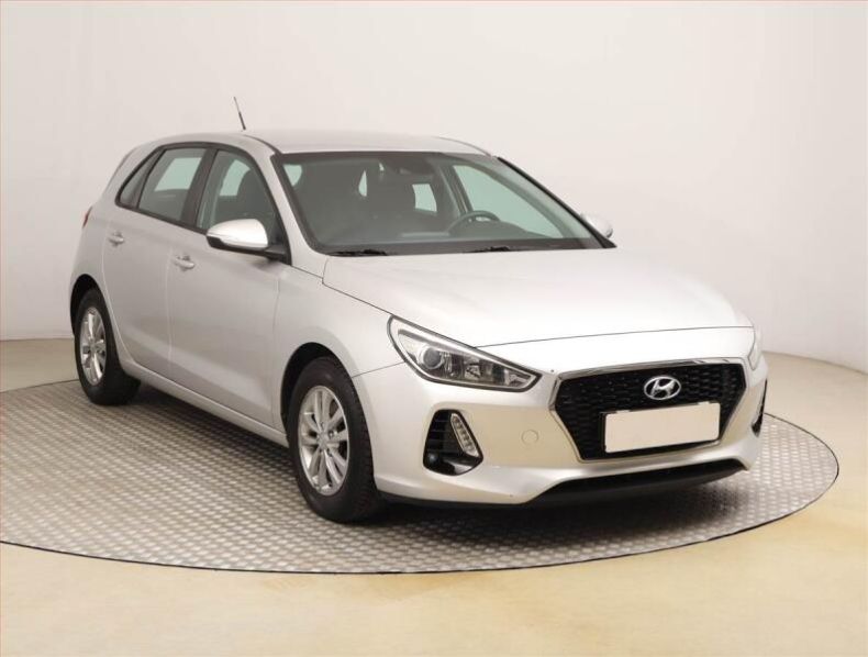 Hyundai i30 - hlavní foto