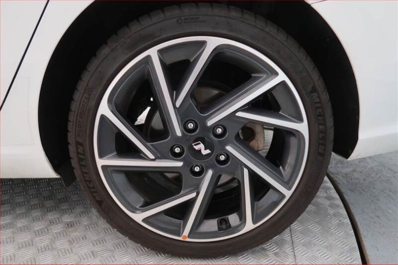 Hyundai i30 - hlavní fotka