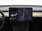 Tesla Model Y - fotka číslo 10