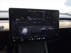 Tesla Model Y - fotka číslo 16