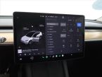 Tesla Model Y - fotka číslo 17