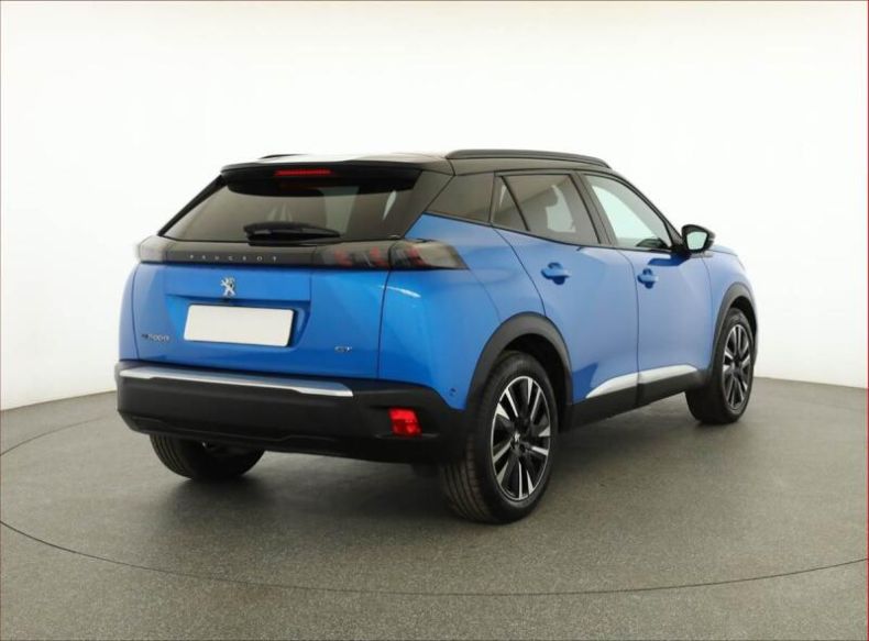 Peugeot 2008 - hlavní fotka