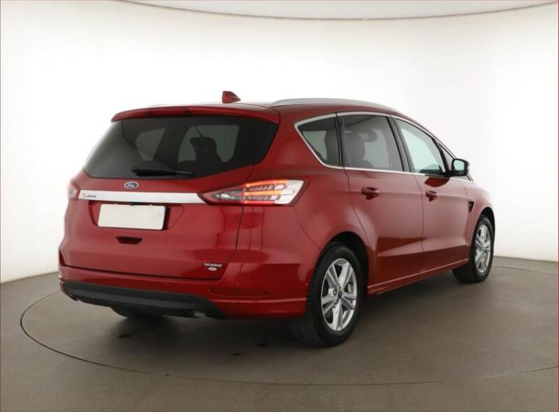 Ford S-MAX - hlavní fotka