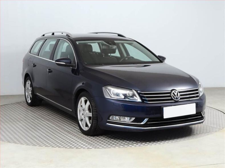 Volkswagen Passat - hlavní foto