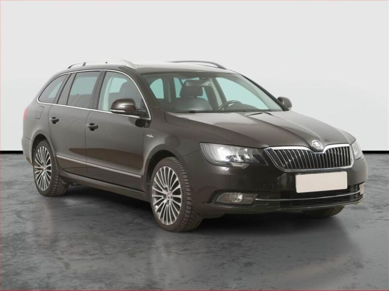 Škoda Superb - hlavní fotka inzerátu