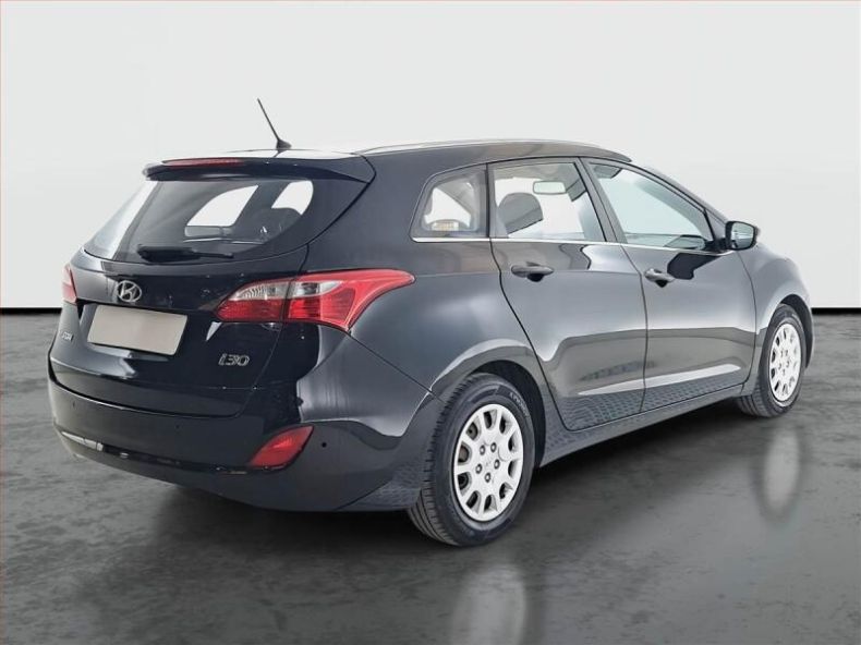 Hyundai i30 - hlavní fotka