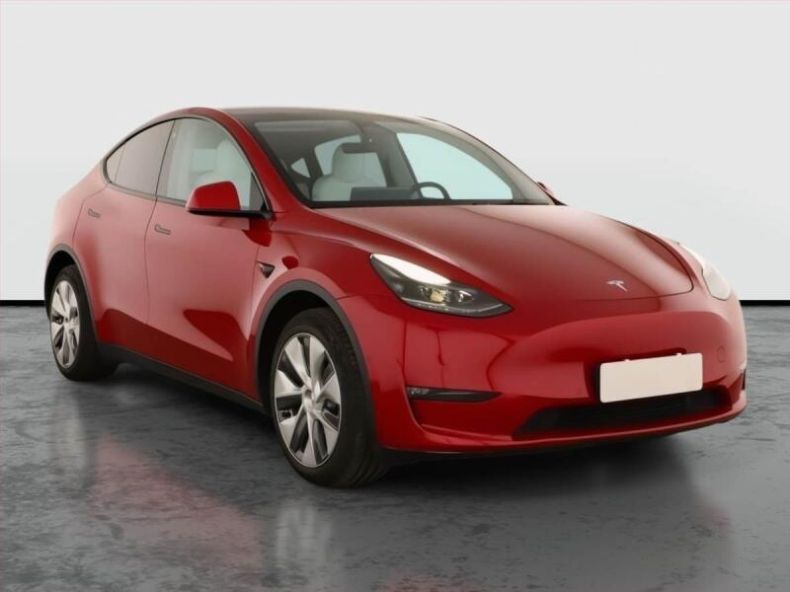 Tesla Model Y - hlavní foto