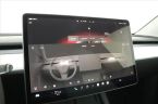 Tesla Model Y - fotka číslo 14