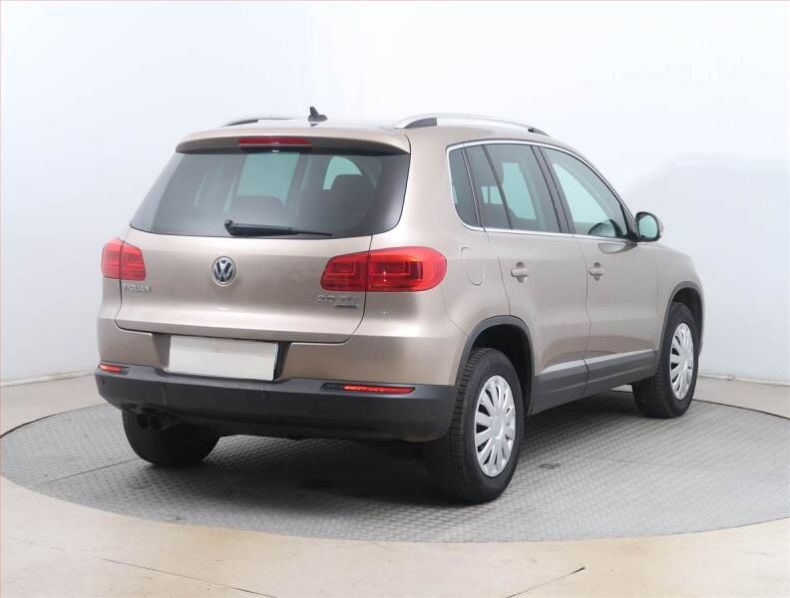Volkswagen Tiguan - hlavní fotka