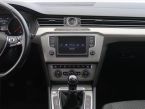 Volkswagen Passat - fotka číslo 11