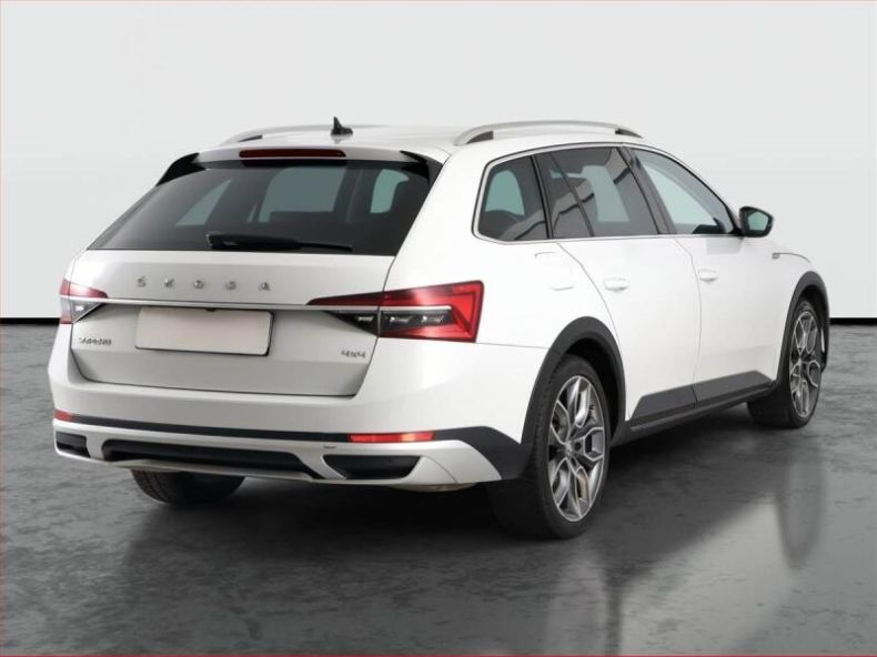 Škoda Superb - hlavní fotka