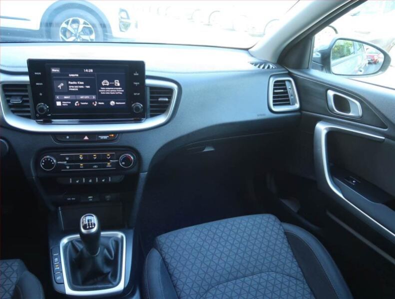 Kia Cee'd - hlavní fotka