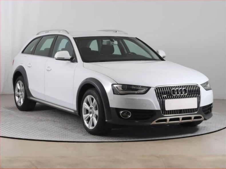Audi A4 - hlavní foto