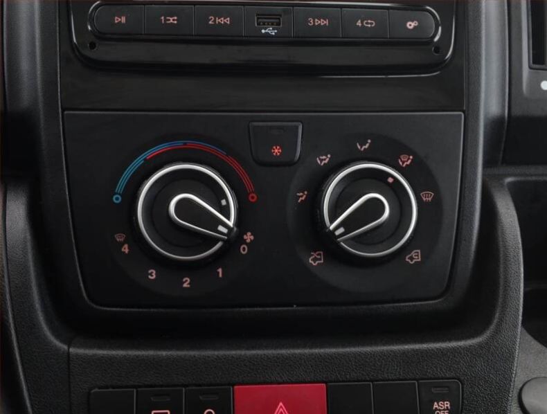 Peugeot Boxer - hlavní fotka